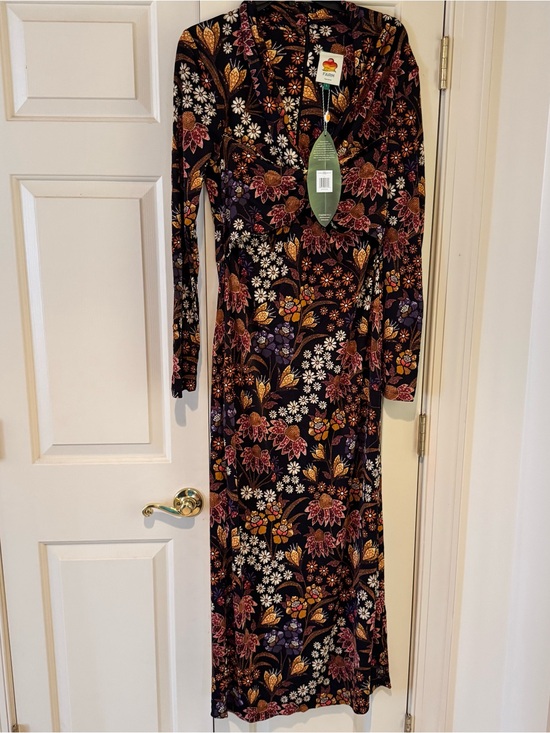 FARM Rio Dresses & Skirts - Farm Rio V neck Maxi dress black with brown florals viscous NWT size L
